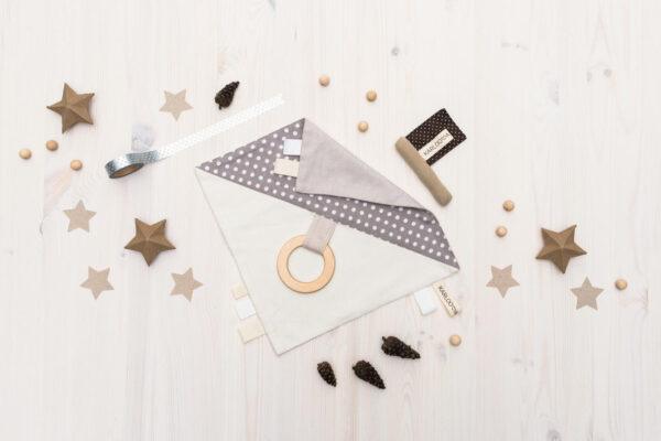 Gift Pack For Babies: Comfort blanket and a Flag - Image 6