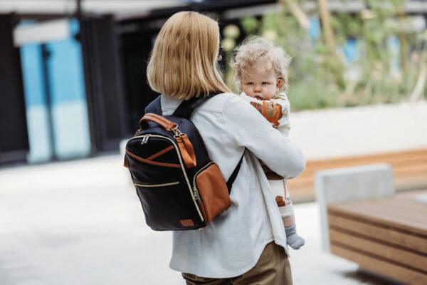 Kleine Wickeltasche – Schwarz-Kaffee – Bild 12