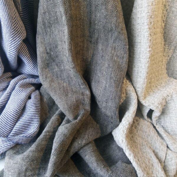 Big Linen Towel - Blue - Image 6