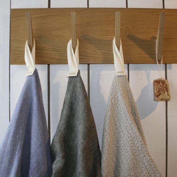 Big Linen Towel - Blue - Image 7