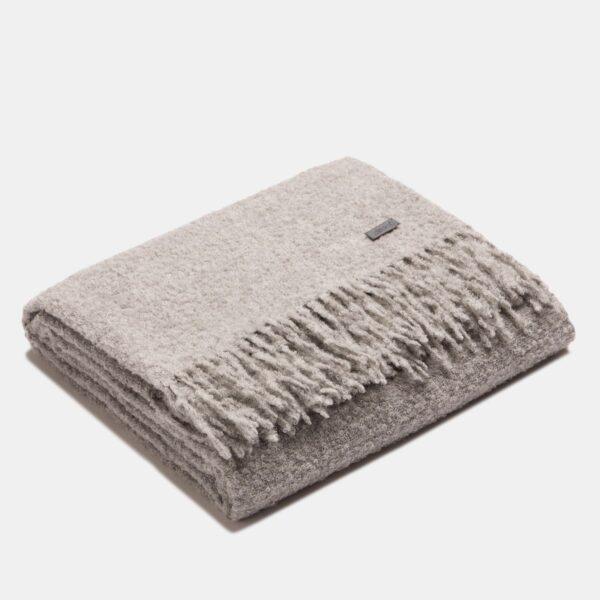 Luxurious Natural Superfine Alpaca Wool Boucle Throw - Image 4