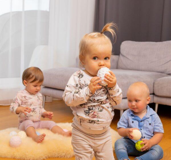 Sensory Balls Set 7 pcs for Babies - Image 4
