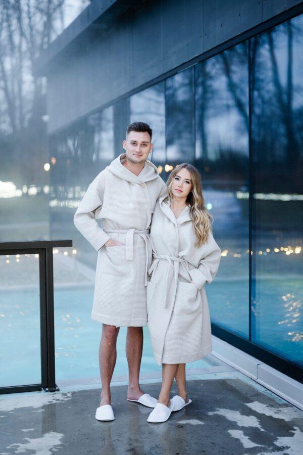 Waffelbaumwolle UNISEX Bademantel mit Kapuze - Hellgrau – Bild 2