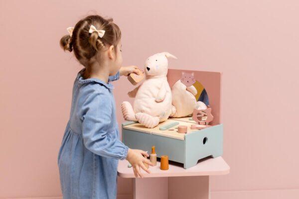 Wooden Make-Up Table - Image 2