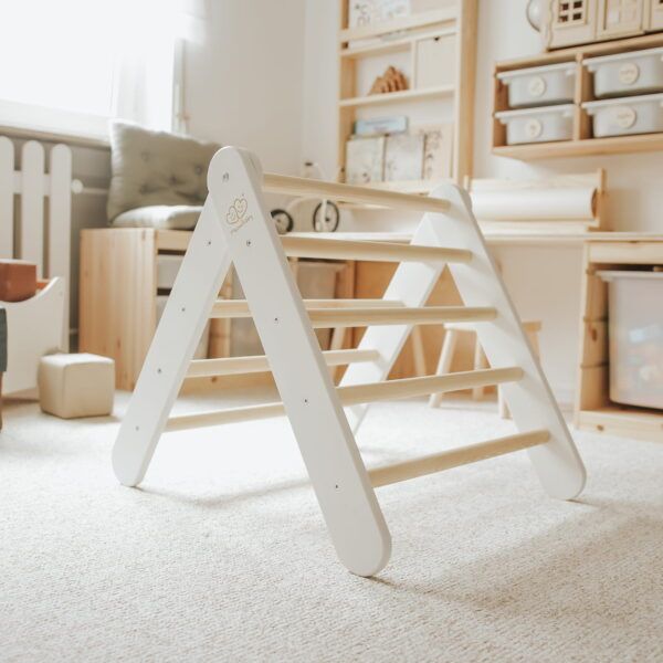 White Ladder House With a Pink Cover - Image 13