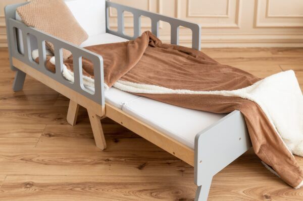 Mitwachsendes Bett für Kinder – Bild 9