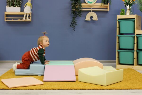 Soft Play 7 Foam Block Set - Light Pastel Little Crawler - Image 4