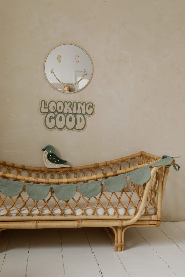 Kids Room Emoji Mirror – Child-Friendly Acrylic & Wood - Image 2