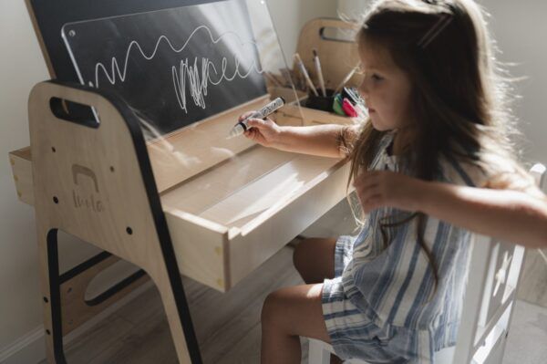 Multisensory Art Table/Desk Julle - Image 9