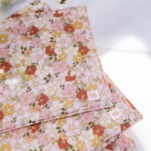 Musselin-Babydecke + Kissen-Set – Frühlingsgarten