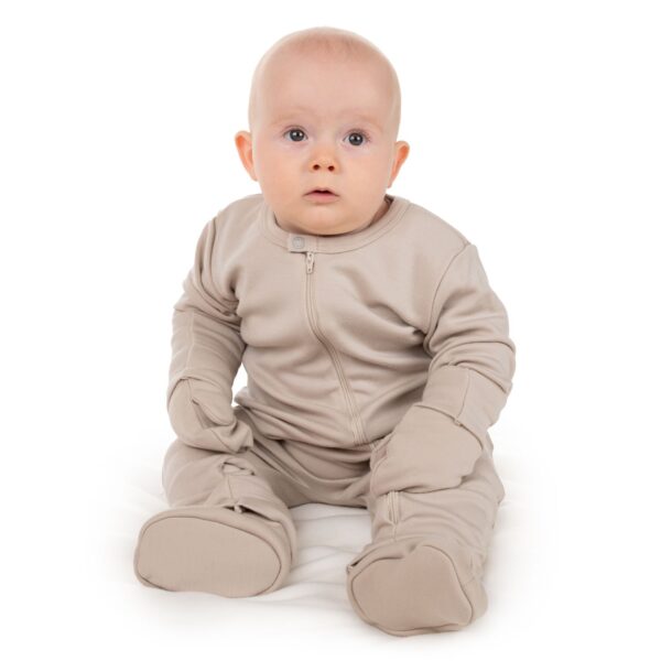 Beige Merino Wool Baby Mittens with Thumb - Image 2